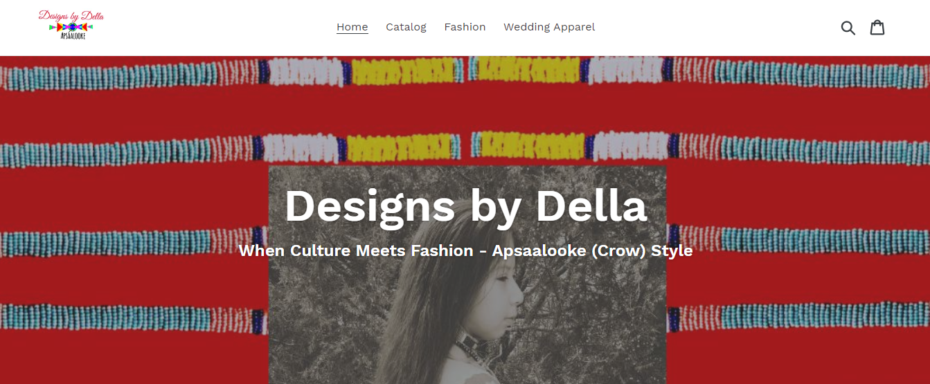 Designs by Della